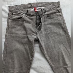 Uniqlo Men's Gray Straight Jeans
